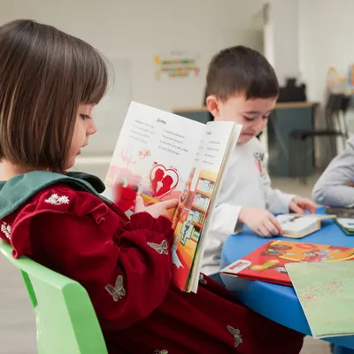 Copii la grădinița Model din Târgoviște