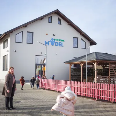 Momente din viața de zi cu zi la Grădinița Model Târgoviște